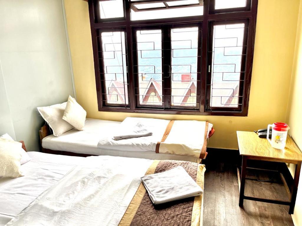 Hotel Red Rose Gangtok Buitenkant foto